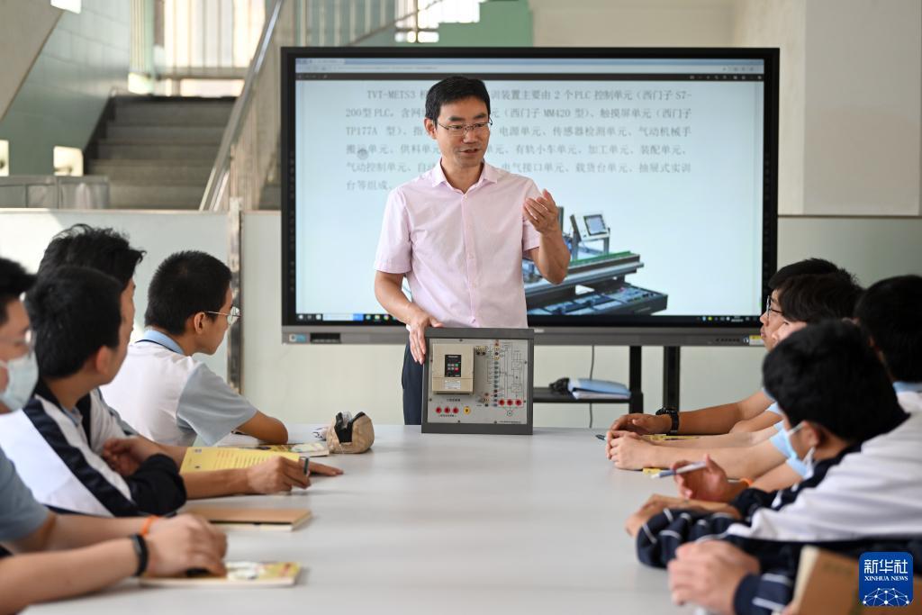 皇冠游戏大平台
